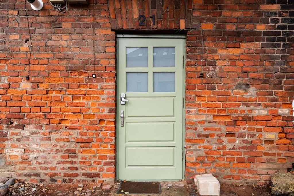 Modern Flat In Old Town Kaunas - Free Parking & Self Check-In Exterior foto